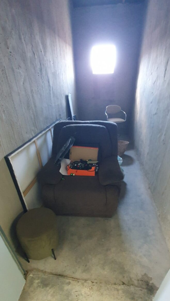 Rooihuiskraal - L014 Storage auction IB-7190