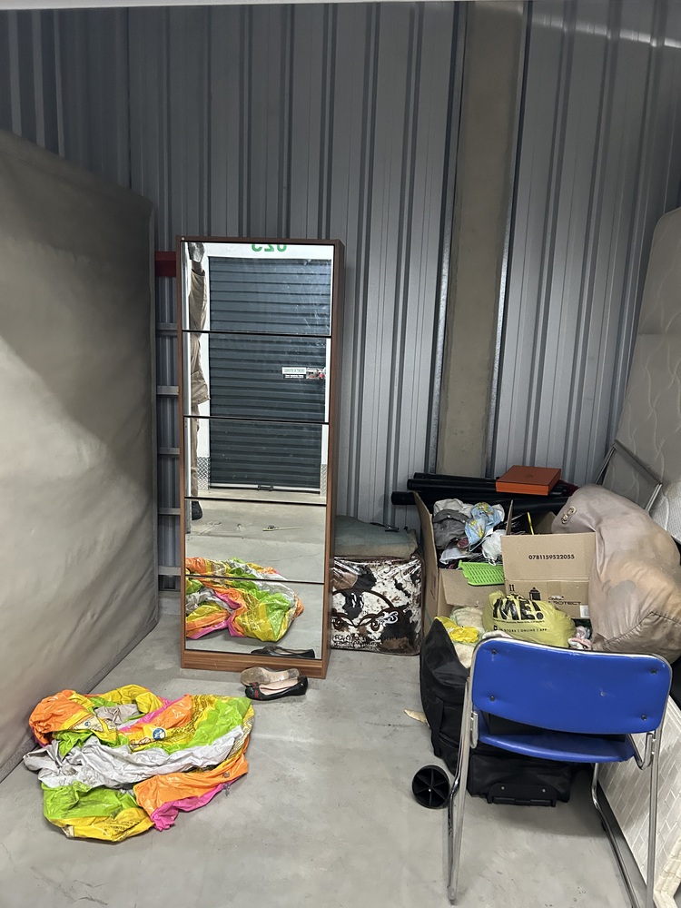 Rent-A-Store Centurion storage facility unit auction IB-9150 16