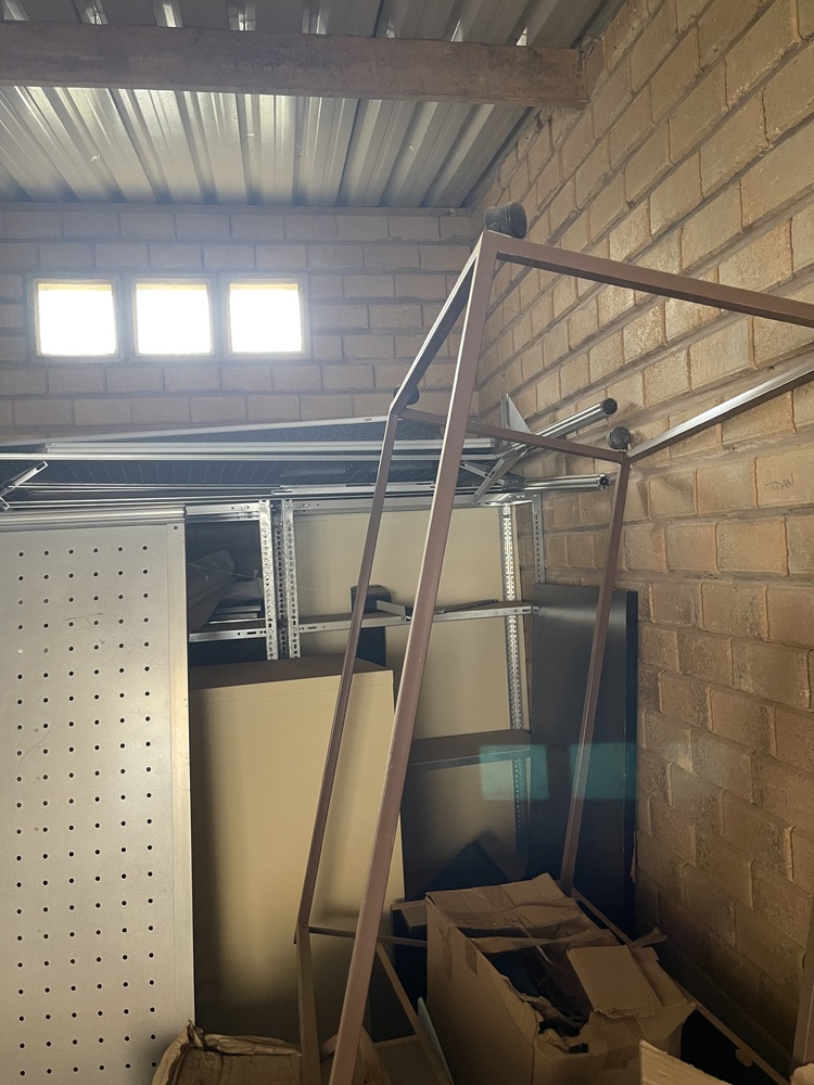 Pinetown Self storage unit auction IB-8885