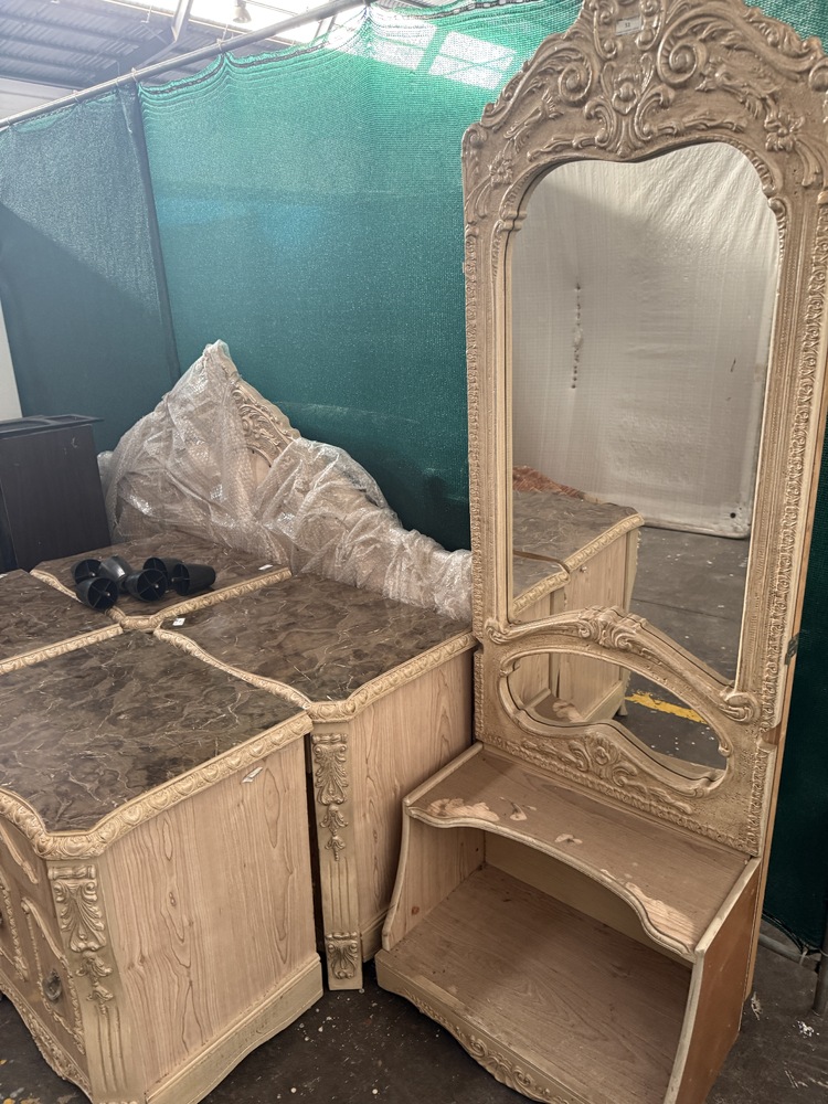 Express Removals - 5th Street Self storage facility auction IB-6350