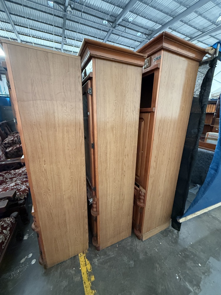 Express Removals - 5th Street Storage Facility auction IB-9239