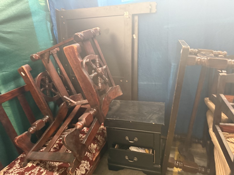 Express Removals - 5th Street Self storage auction IB-9239