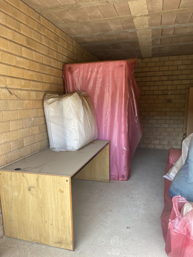 Pinetown Self storage auction IB-9180