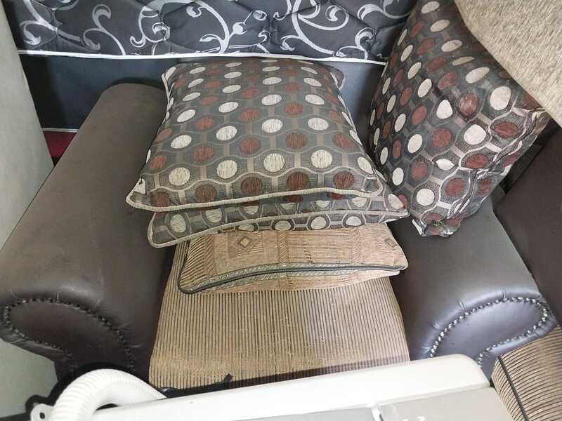 EDENVALE storage facility unit auction IB-3521