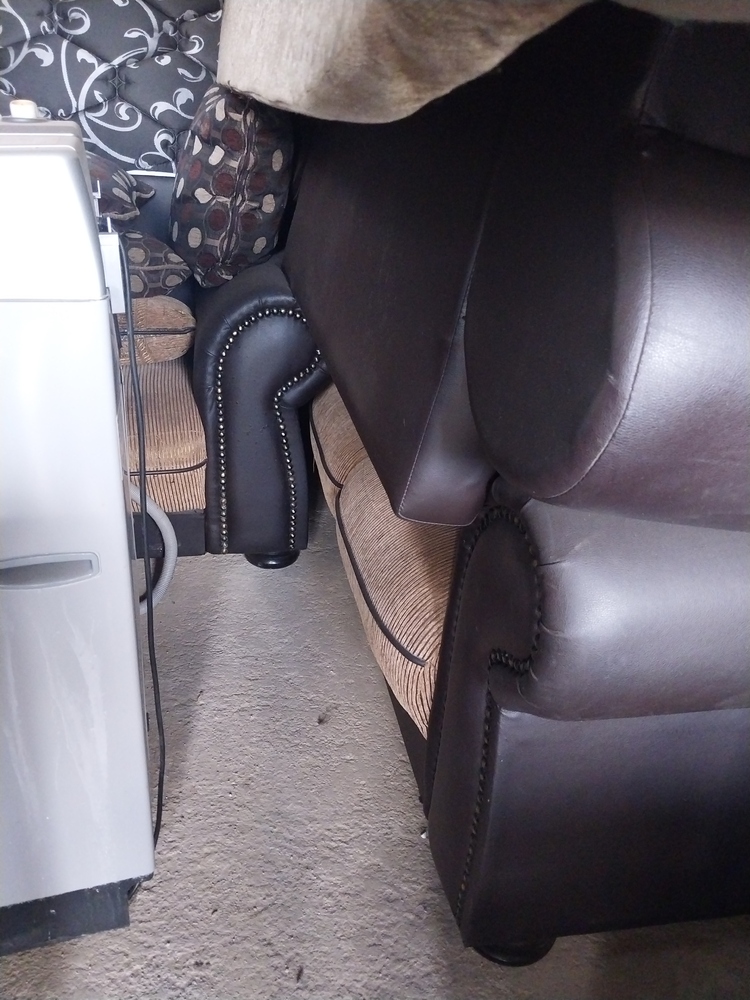 EDENVALE Self storage unit auction IB-3521 13