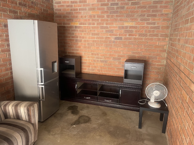 Midrand Self storage unit auction IB-4153