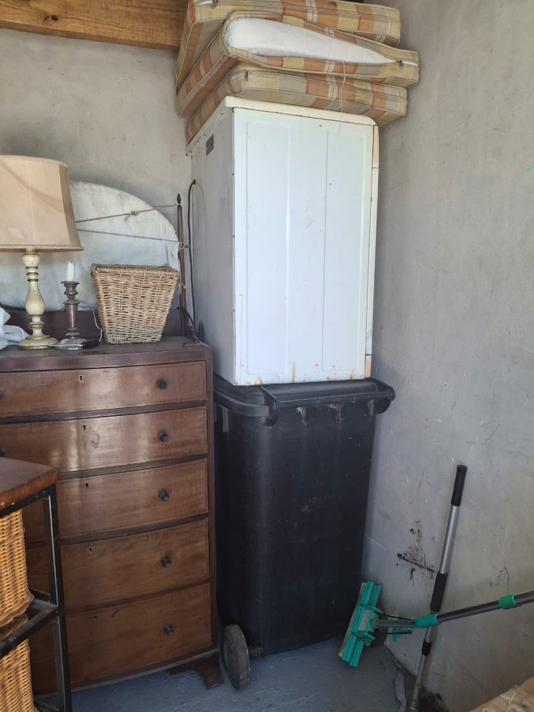 Ottery:  Cape Town Self storage unit auction IB-9051