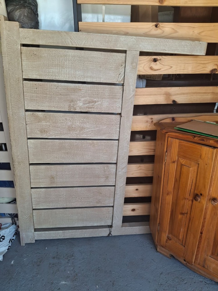 Ottery:  Cape Town Self storage auction IB-9051 24