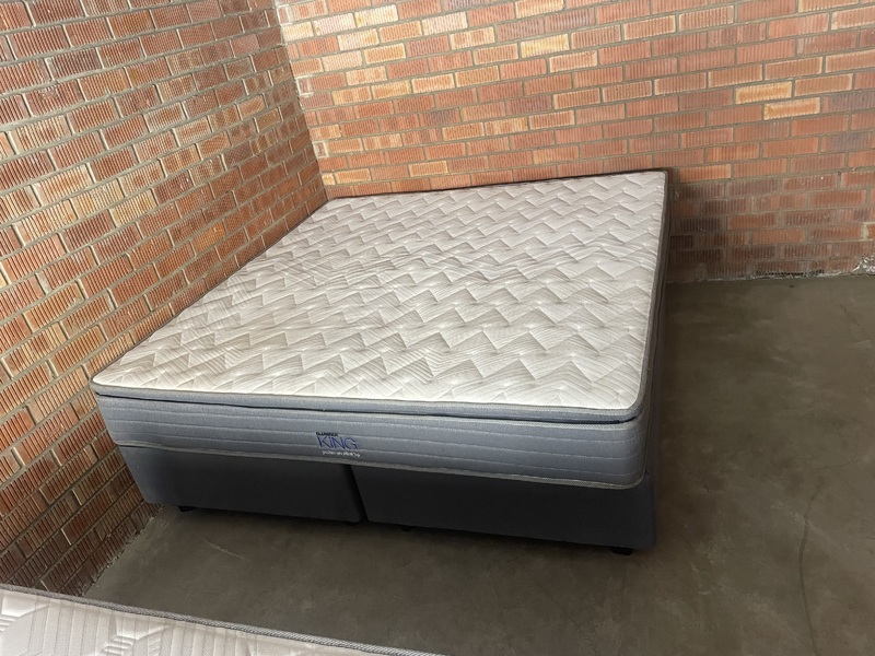 Midrand Storage Unit auction IB-4009