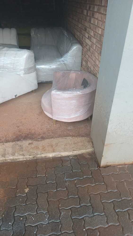 Pretoria North Self storage unit auction IB-7152