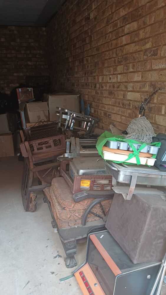 Pretoria North Storage auction IB-2708