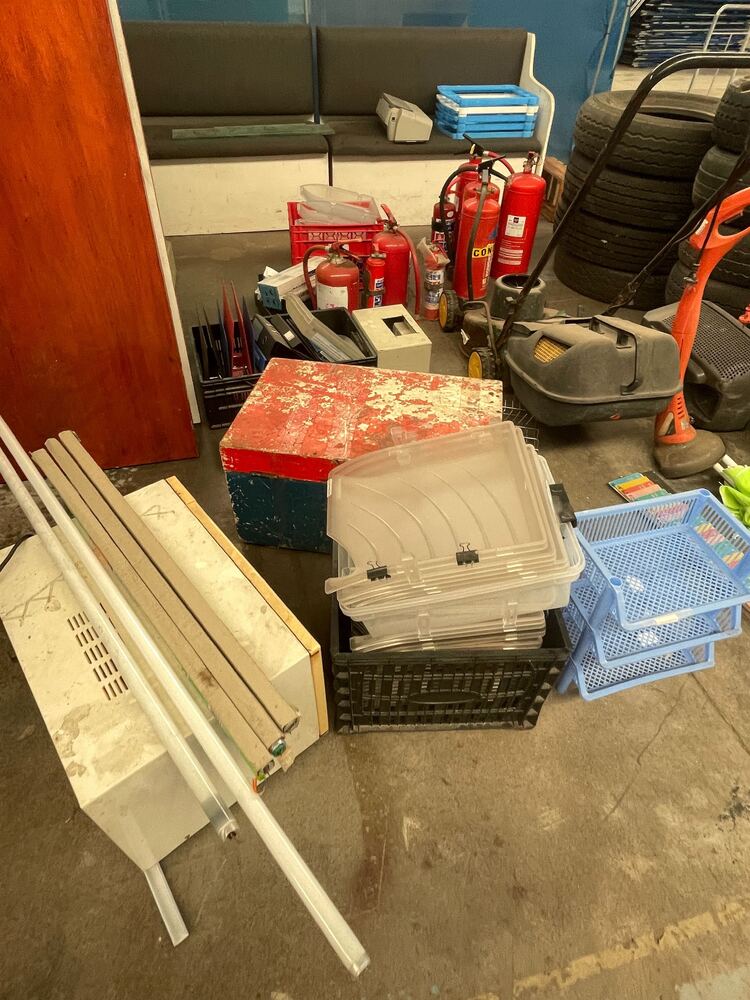 Express Removals - 5th Street Storage Unit auction IB-6127 12