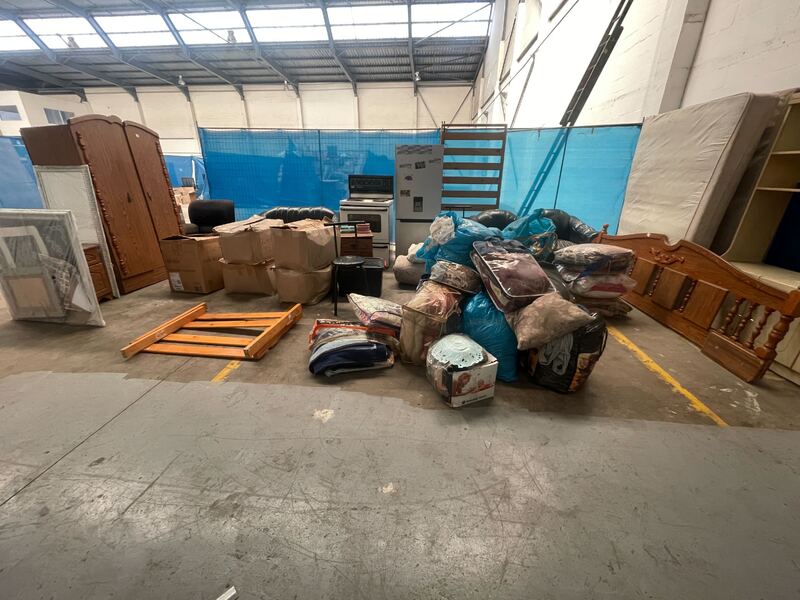 Express Removals - 5th Street Storage auction IB-3803