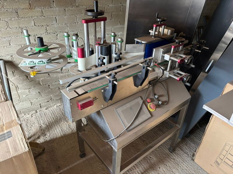 A to Z Storage Self storage facility auction IB-8196