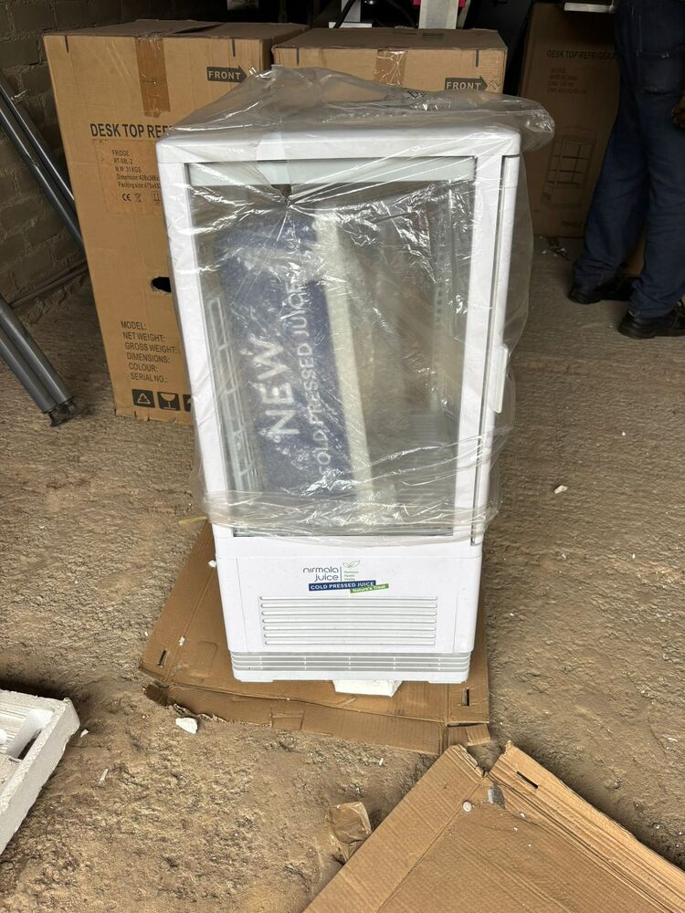 A to Z Storage Self storage auction IB-8196