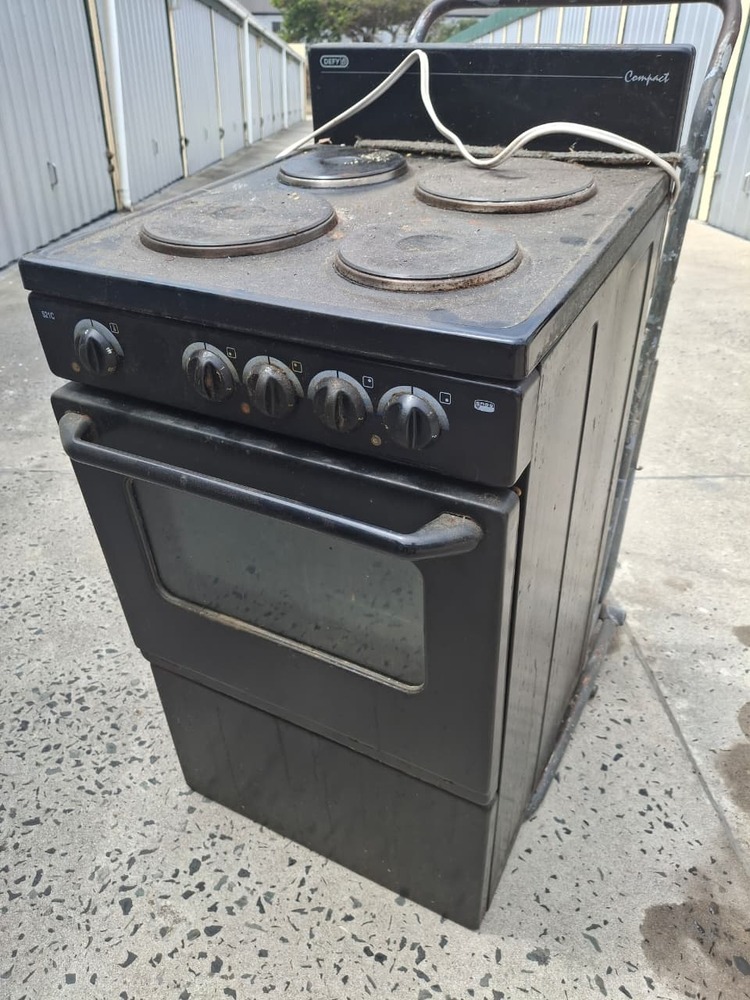 Ottery:  Cape Town Self storage unit auction IB-5667