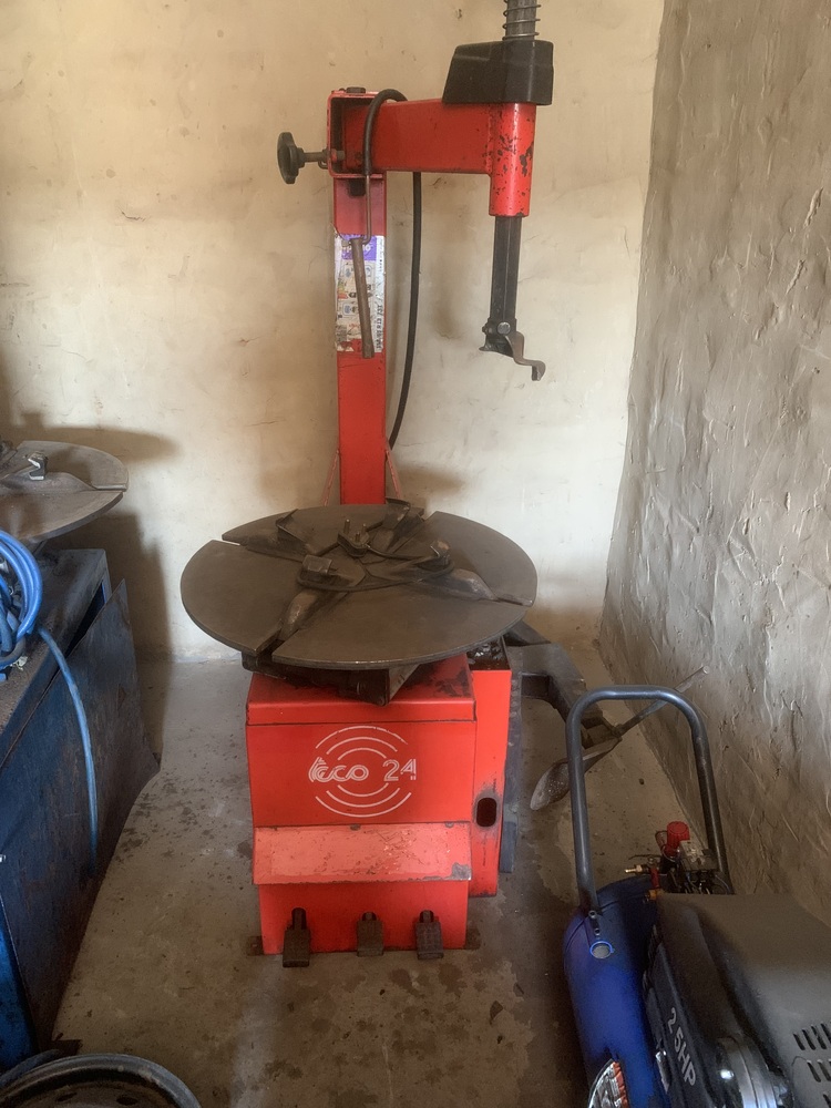 Rent-A-Store Pretoria Self storage auction IB-3557 24