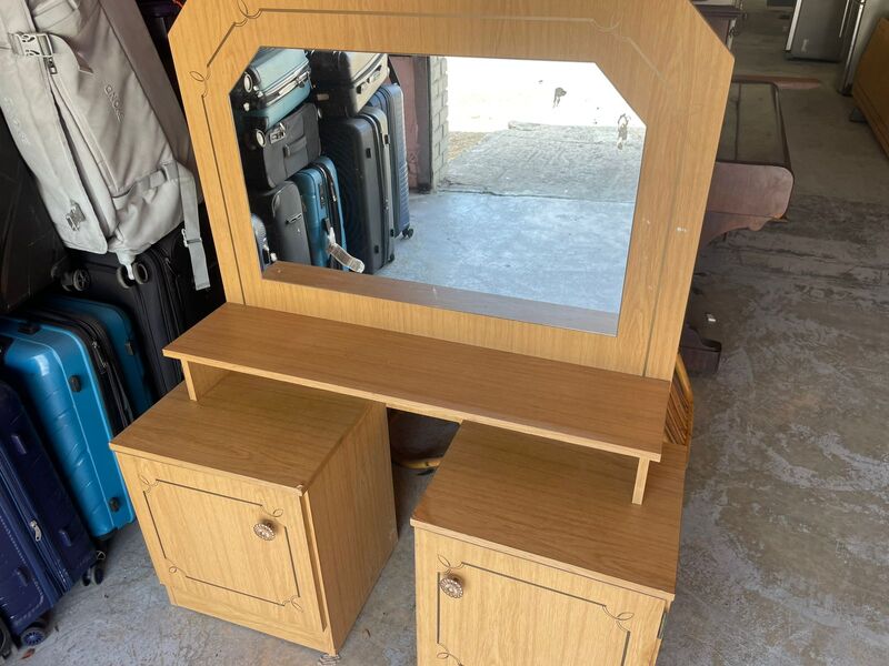 Warehouse  Self storage unit auction IB-6631