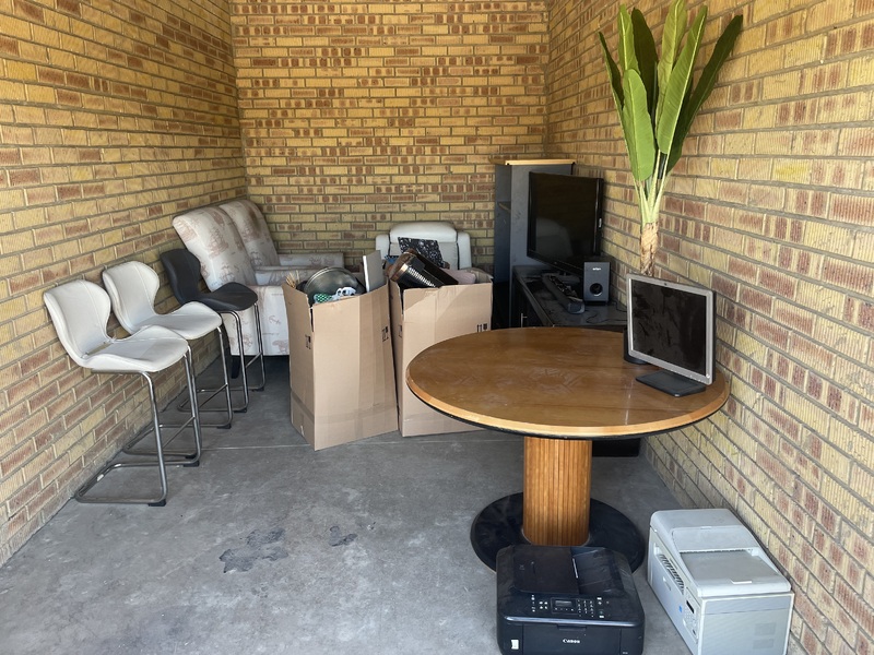 Midrand Storage Unit auction IB-7837