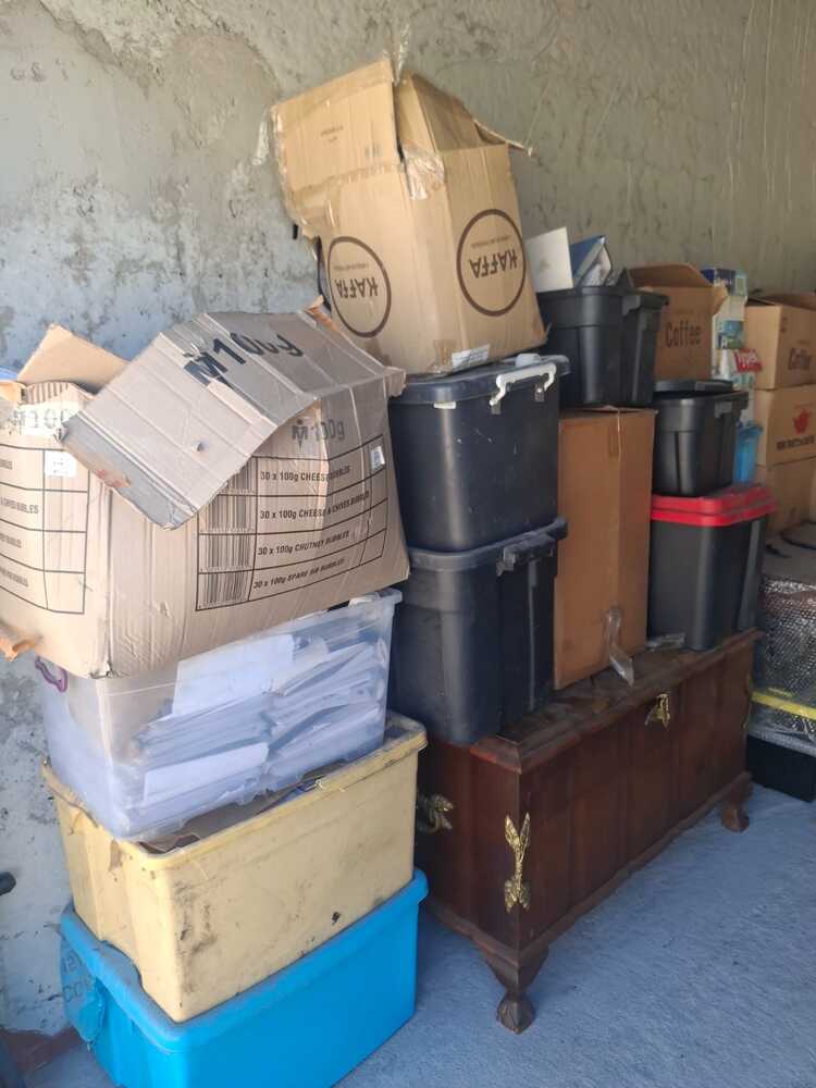 Somerset West  Self storage auction IB-6376