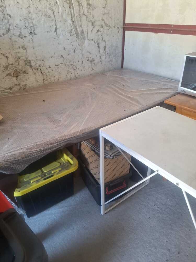 Somerset West  Self storage auction IB-6376 14