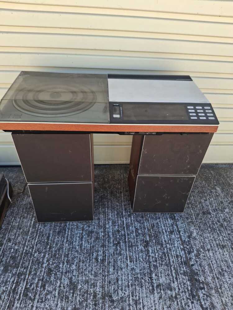 Somerset West  Self storage auction IB-9960