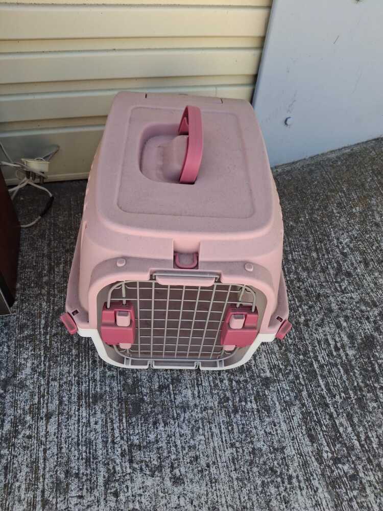 Somerset West  storage facility unit auction IB-9960