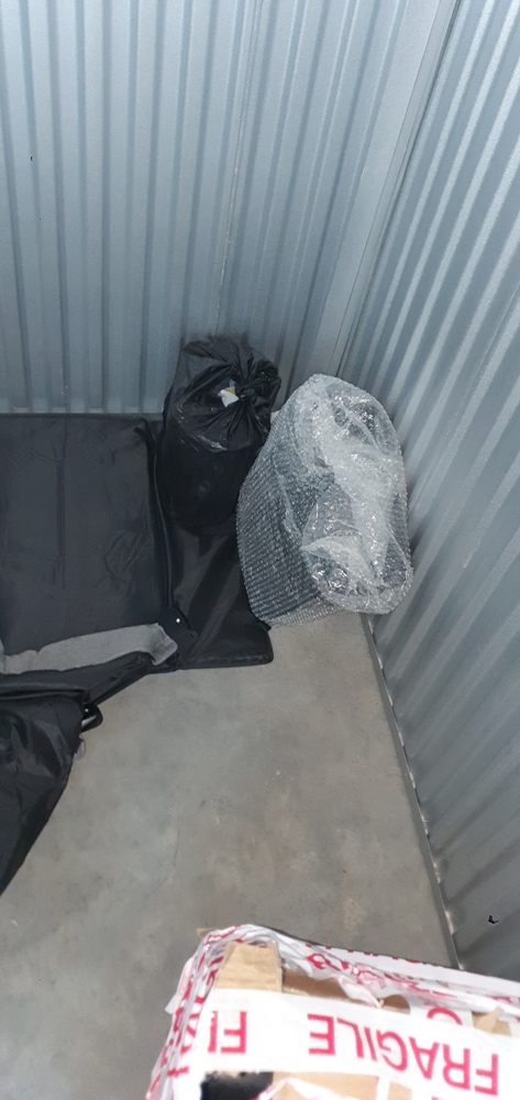 Sunninghill - L035 Storage auction IB-1882