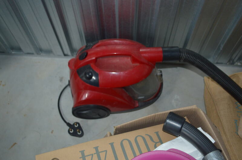 INV -  Durban Road Self storage unit auction IB-9860