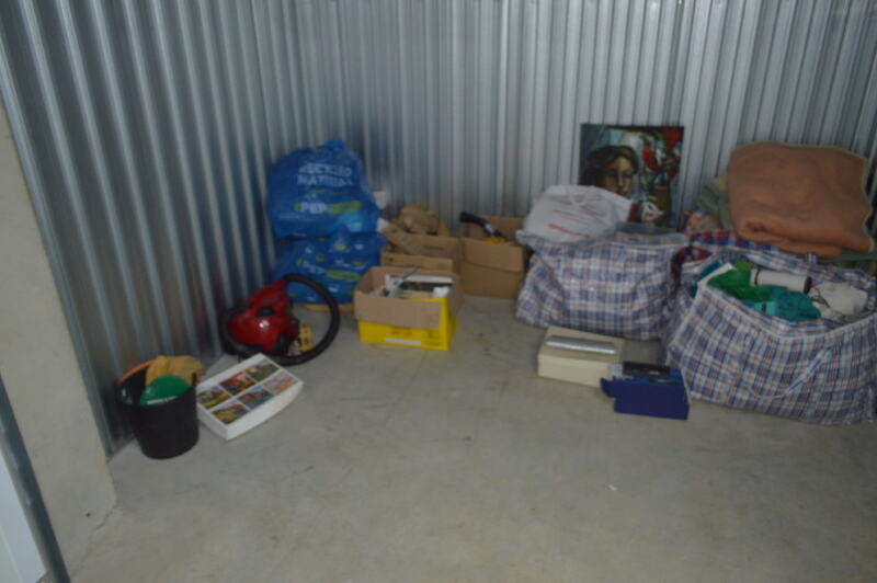 INV -  Durban Road storage facility unit auction IB-9860 16