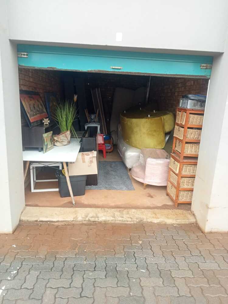 Pretoria North Self storage auction IB-6324