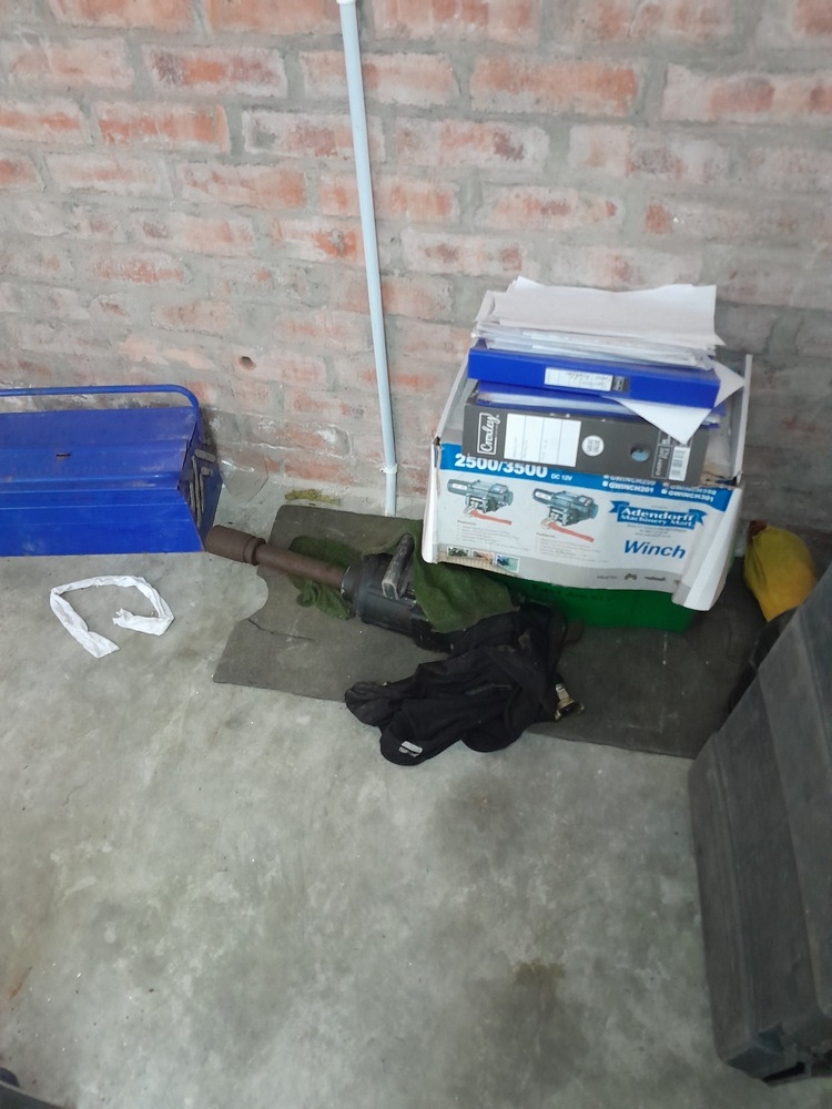 Westering - L028 Storage Unit auction IB-2429