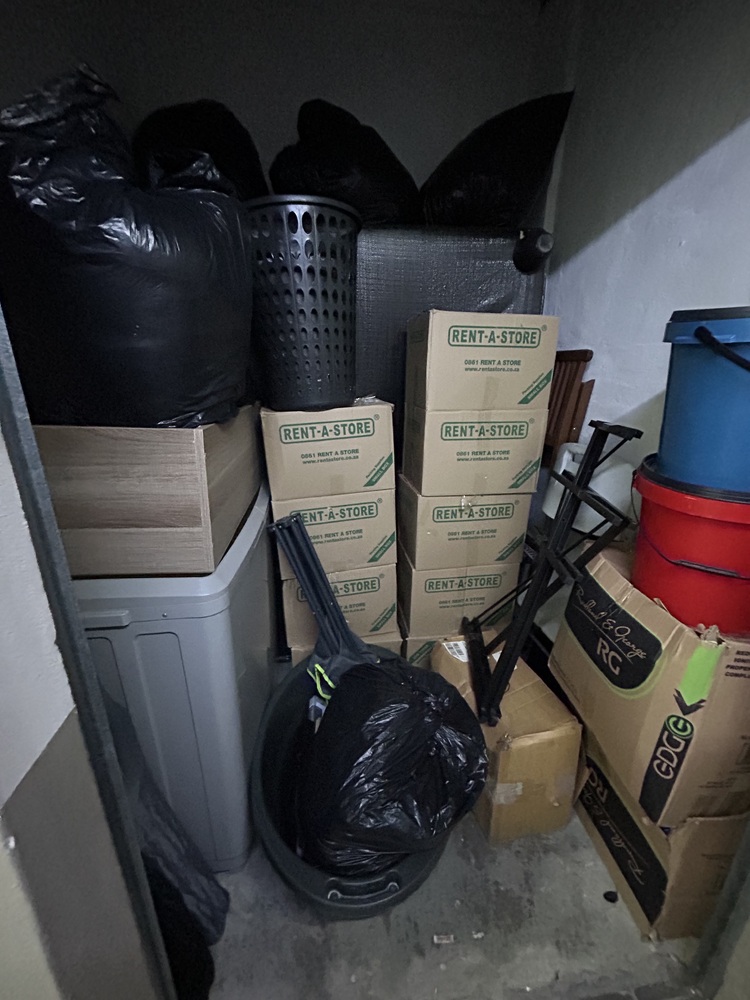 Rent A Store Sandton Self storage auction IB-3312