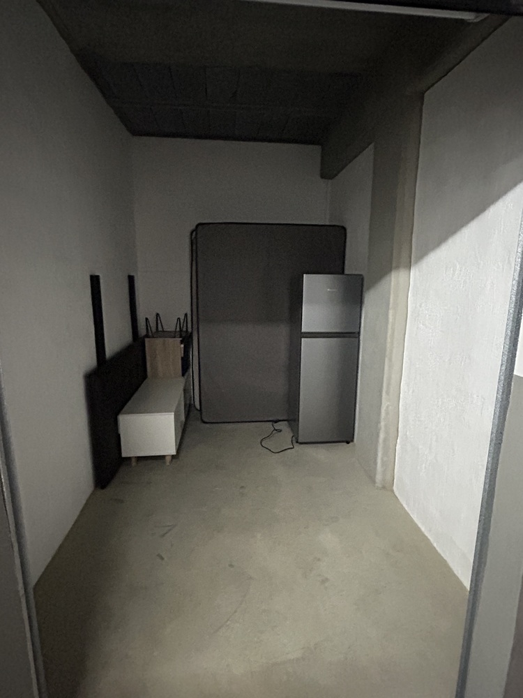 Rent A Store Sandton Storage auction IB-8846