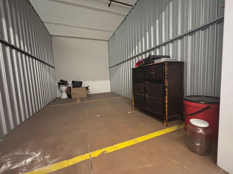 Rembrandt Mall, Paarl Storage auction IB-1222