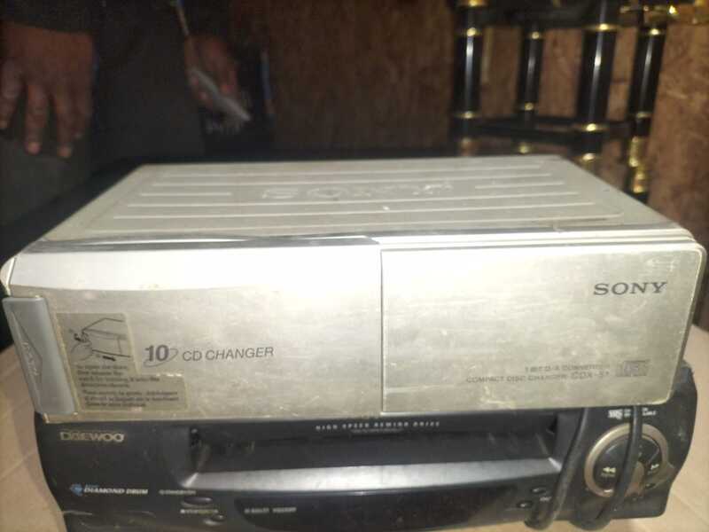 H&M removals / Simply Store CPT Storage Unit auction IB-1524