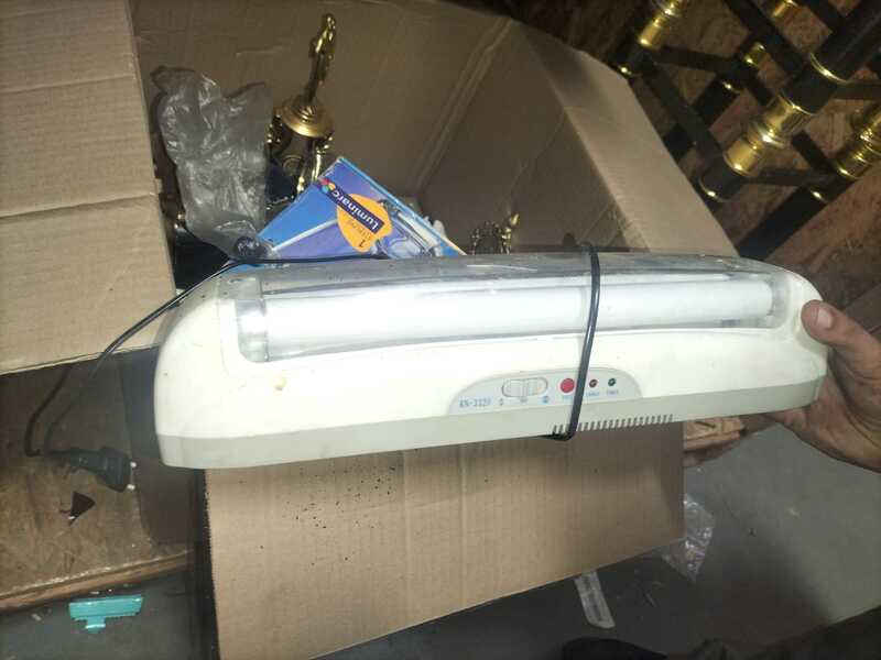 H&M removals / Simply Store CPT Self storage auction IB-1524