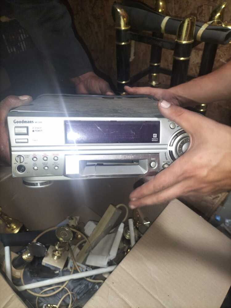 H&M removals / Simply Store CPT Self storage unit auction IB-1524