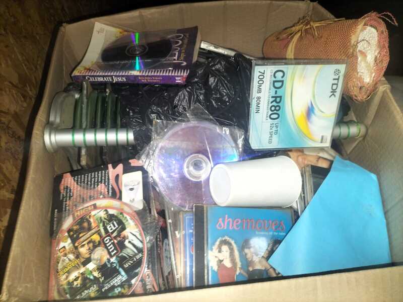 H&M removals / Simply Store CPT Self storage facility auction IB-1524