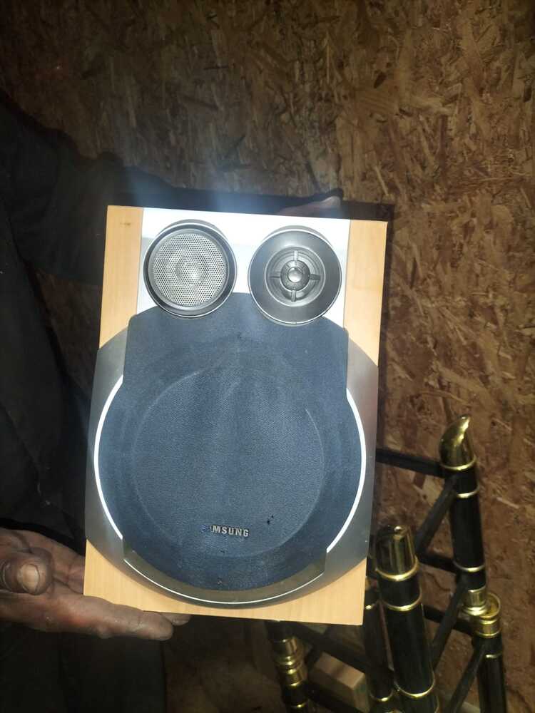 H&M removals / Simply Store CPT Storage Facility auction IB-1524 21