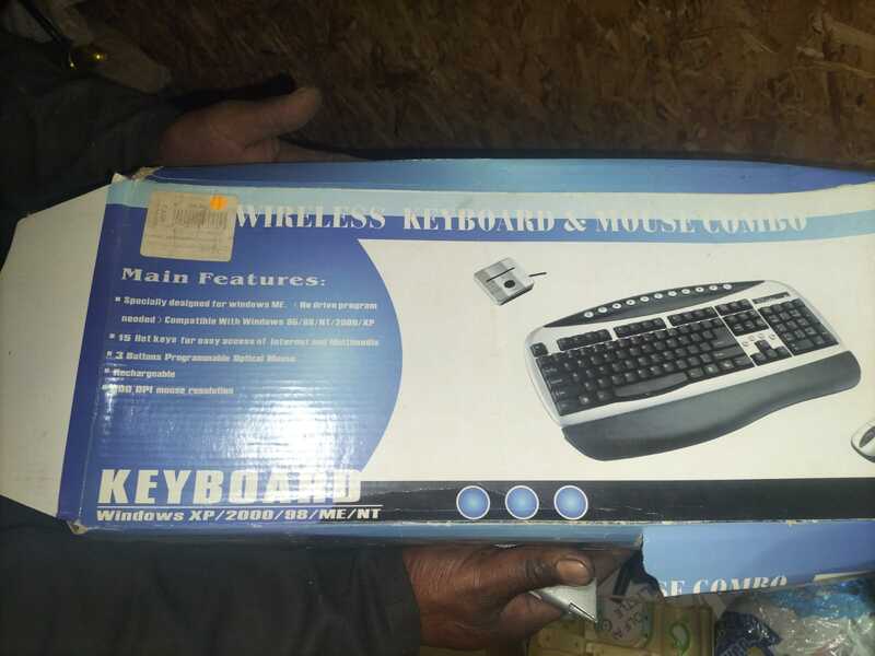 H&M removals / Simply Store CPT Storage auction IB-1524 20