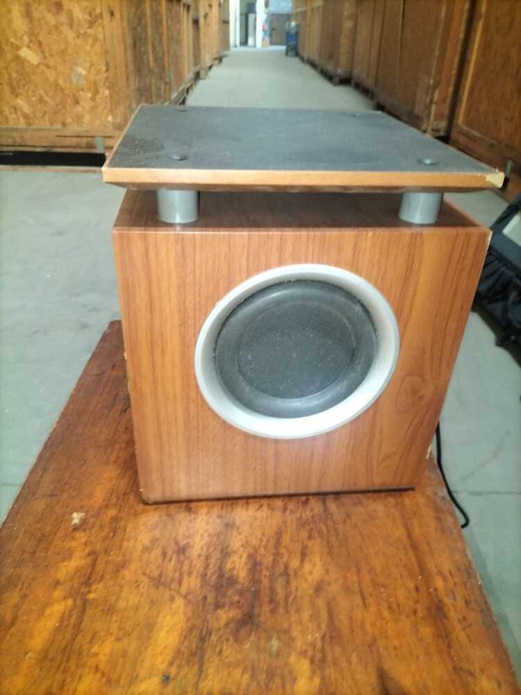 H&M removals / Simply Store CPT Self storage unit auction IB-1524 33