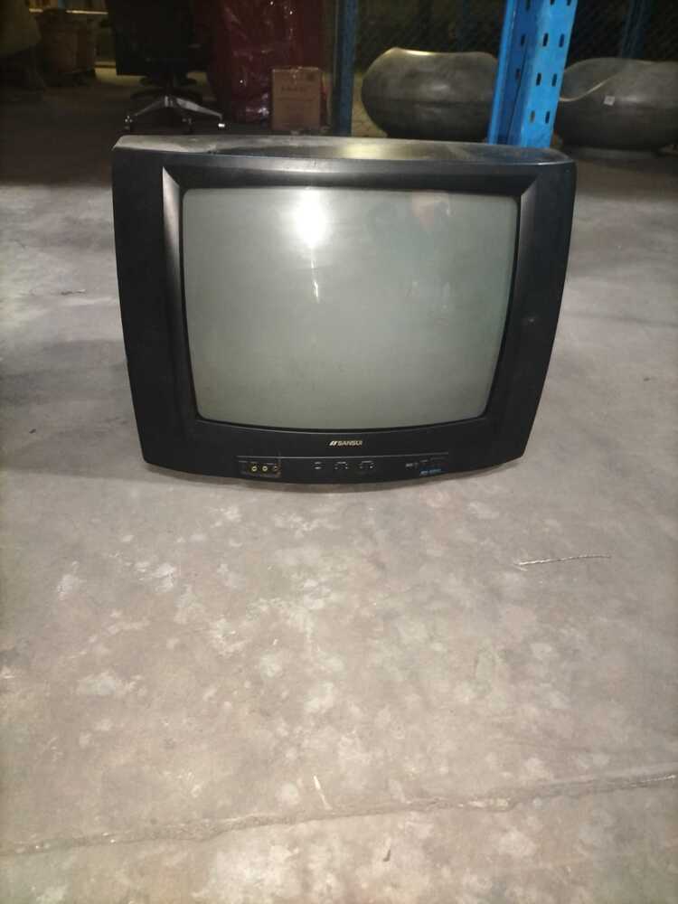 H&M removals / Simply Store CPT Storage Facility auction IB-1524 41