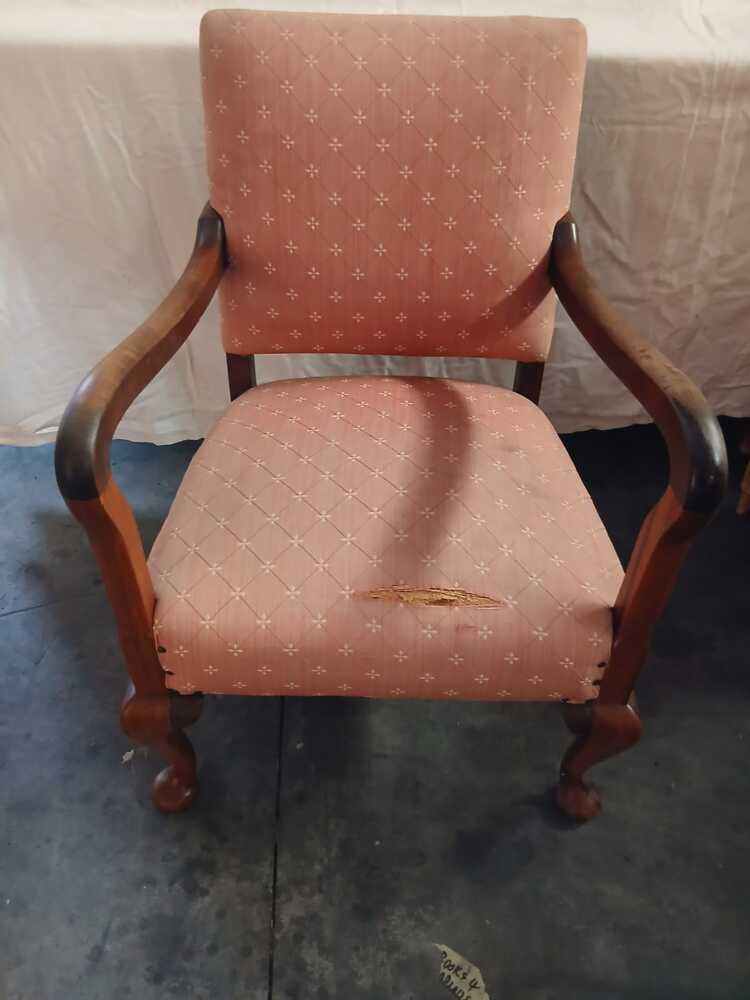 Marconi Beam - Private Auction Self storage unit auction IB-5086