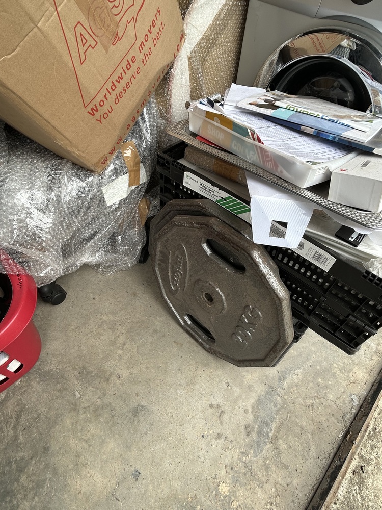 Rent-A-Store Midrand Self storage auction IB-8395