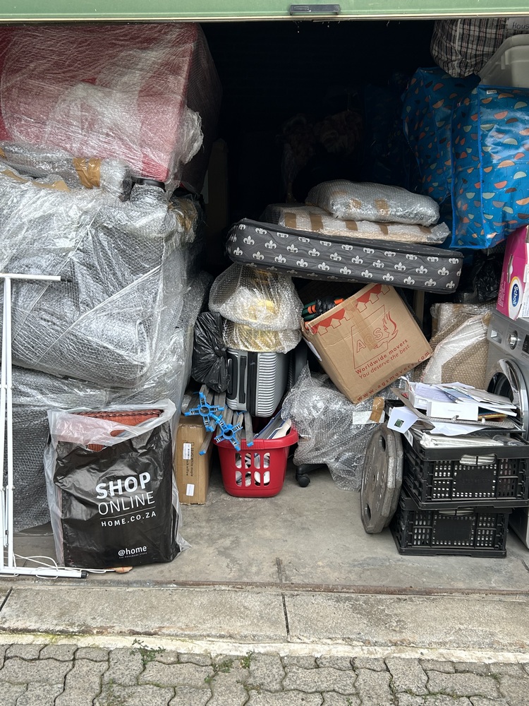 Rent-A-Store Midrand Self storage facility auction IB-8395