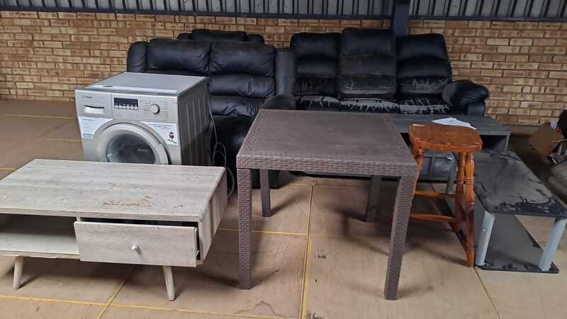 South Storage Storage auction IB-4020