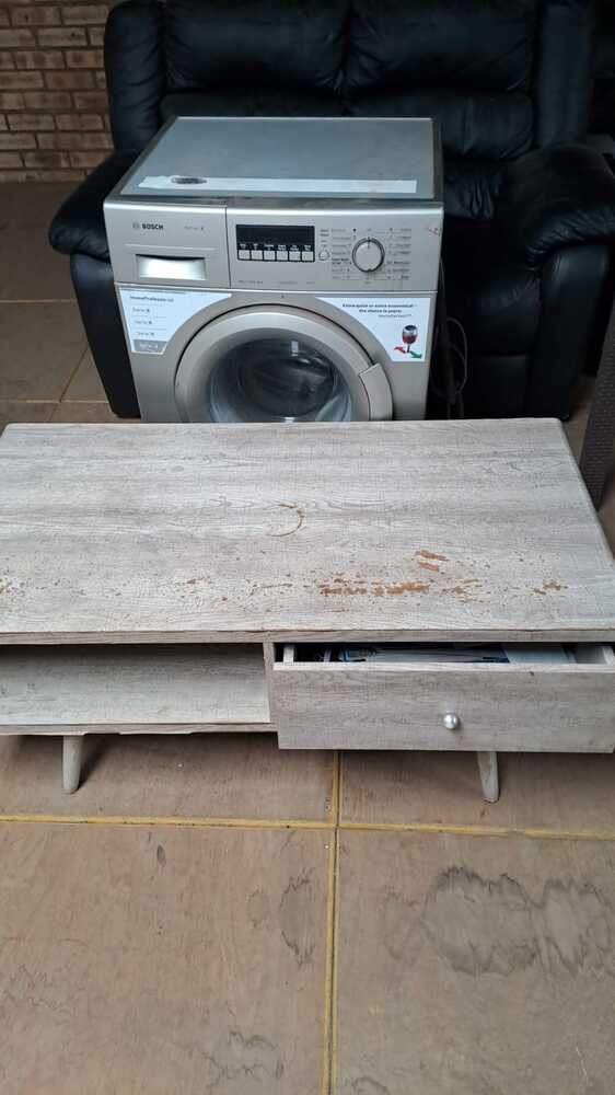 South Storage Storage Facility auction IB-4020