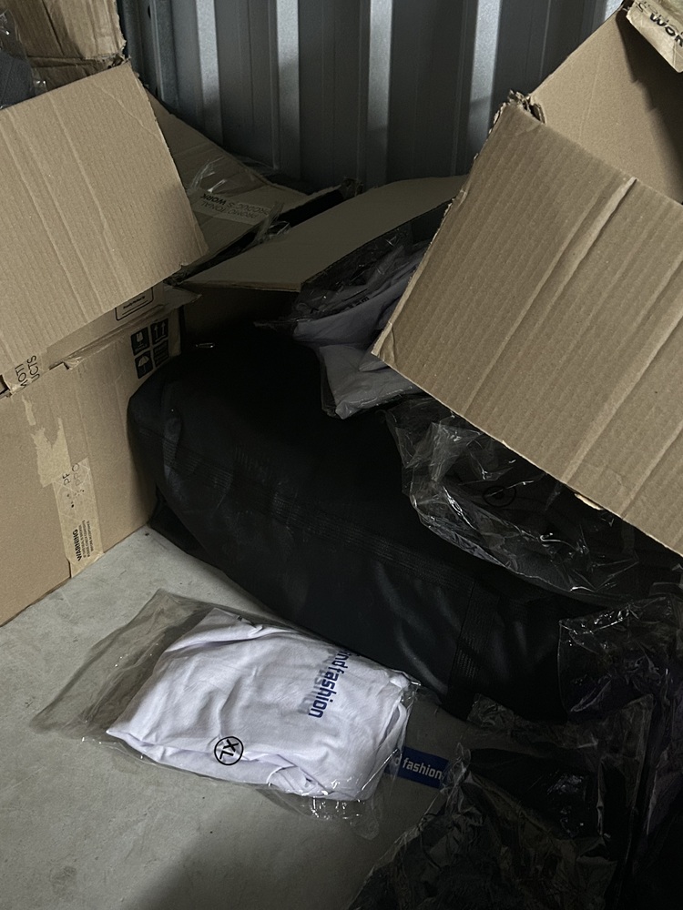 Rent-A-Store Centurion Storage auction IB-9949