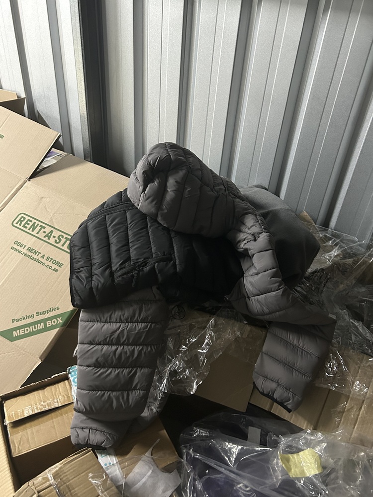 Rent-A-Store Centurion Storage Facility auction IB-9949 21